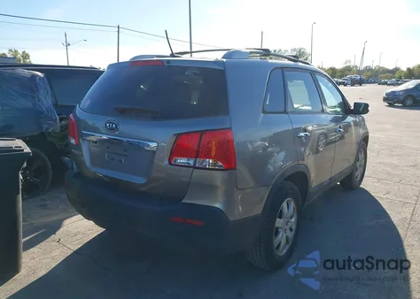2011 Kia Sorento Lx z USA, uszkodzony, nr VIN 5XYKT4A12BG165172